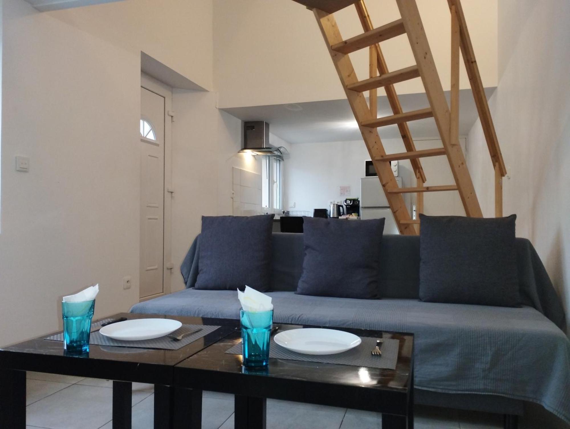 Appartement 1, Jardin, Collation, 5 Min De L'Aeroport Cdg ル・メニル＝アムロ エクステリア 写真